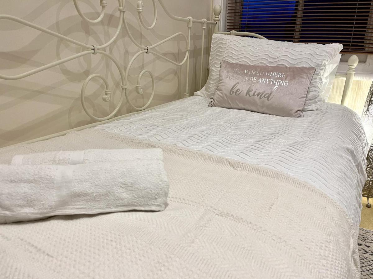 City Link - Mapperley Park Suite - Free Parking,Tram&Busroutes,Hswifi,Upto9 By Kp Nottingham Bagian luar foto