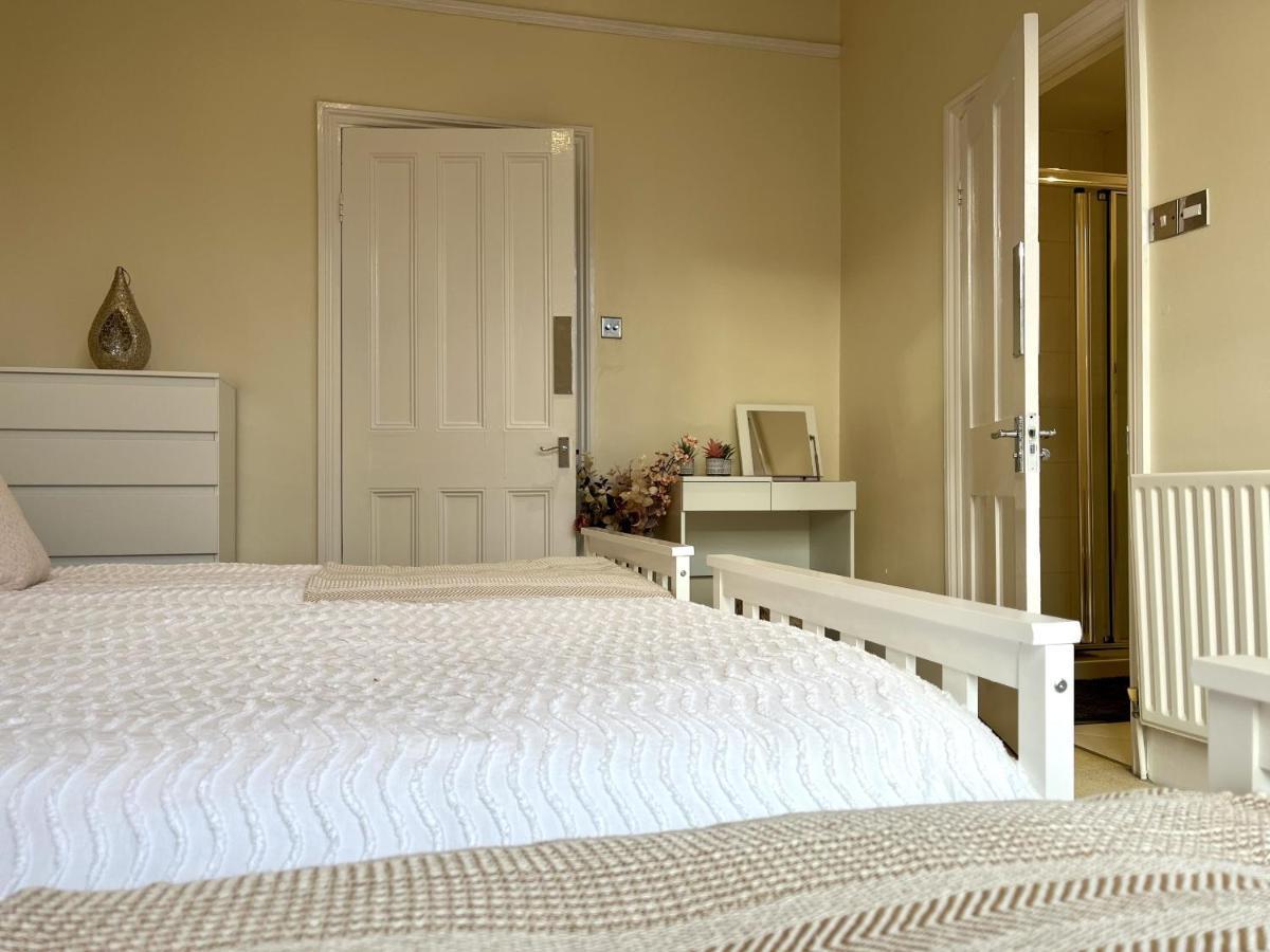 City Link - Mapperley Park Suite - Free Parking,Tram&Busroutes,Hswifi,Upto9 By Kp Nottingham Bagian luar foto